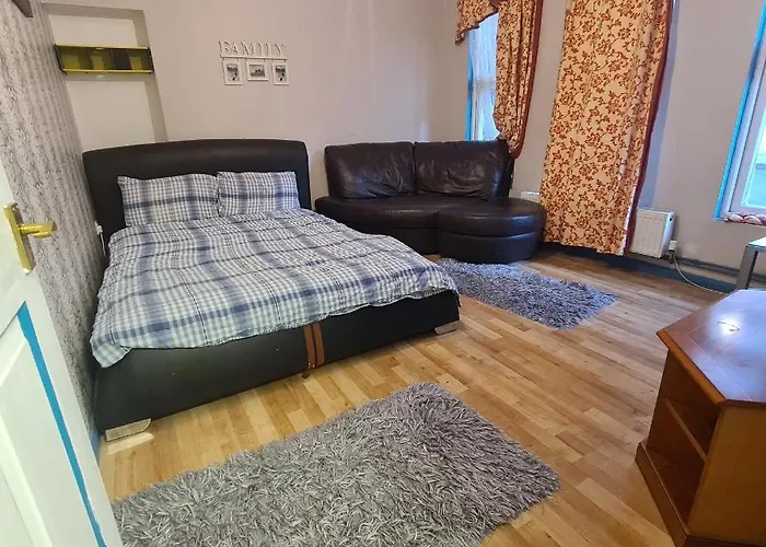 2 Bedroom W/Shower Flat, All To You, Not Shared