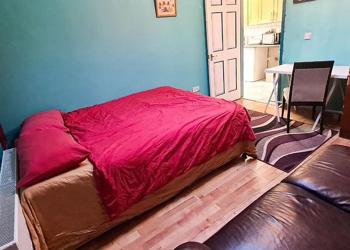 2 Bedroom W/Shower Flat, All To You, Not Shared